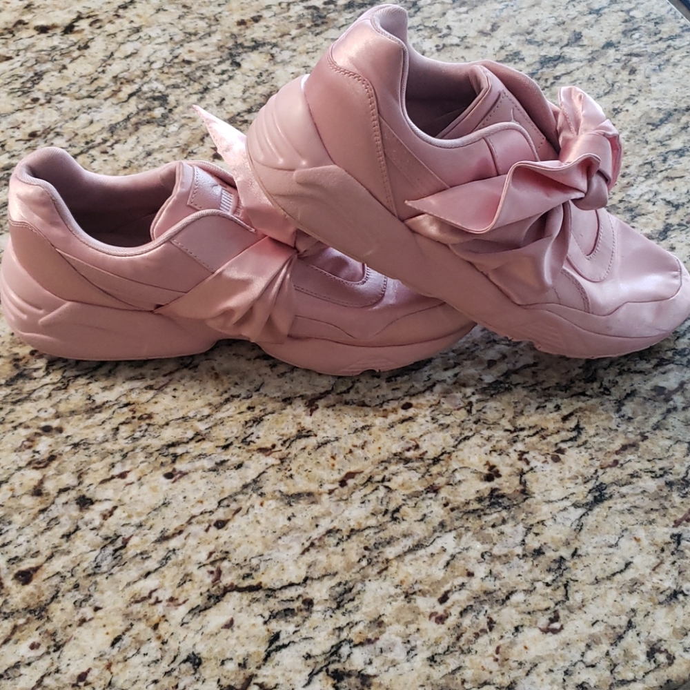 Puma X Fenty By Rihanna - Picture 2 of 3